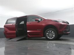 
										Toyota Sienna XLE SS245943 full									