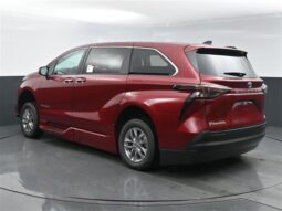 Toyota Sienna XLE RS221517