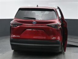 Toyota Sienna XLE RS221517