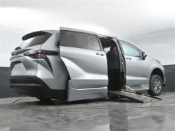
										Toyota Sienna XLE SS238467 full									