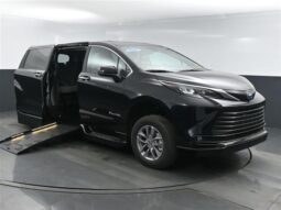 
										Toyota Sienna XLE SS238727 full									