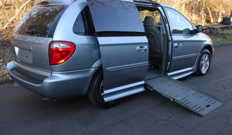 
								2006 Dodge Grand Caravan full									