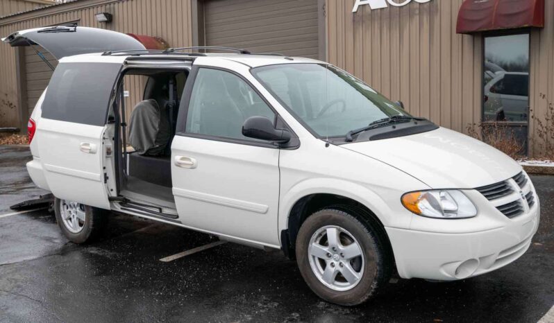 
								2006 Dodge Grand Caravan full									