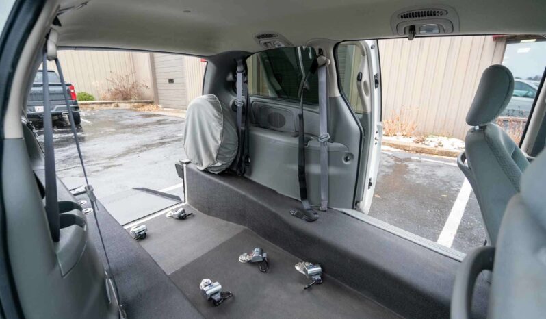 
								2006 Dodge Grand Caravan full									