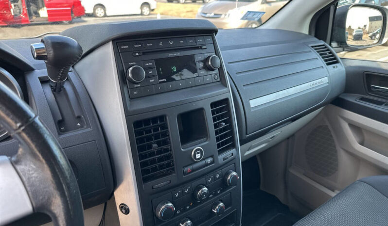 
								2008 Dodge Grand Caravan SXT full									