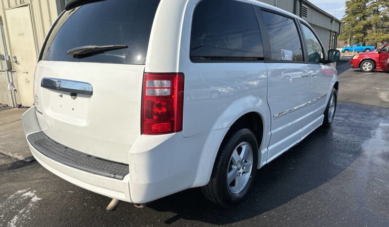 
								2008 Dodge Grand Caravan SXT full									