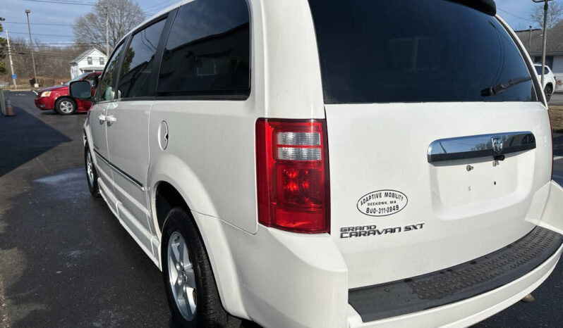
								2008 Dodge Grand Caravan SXT full									