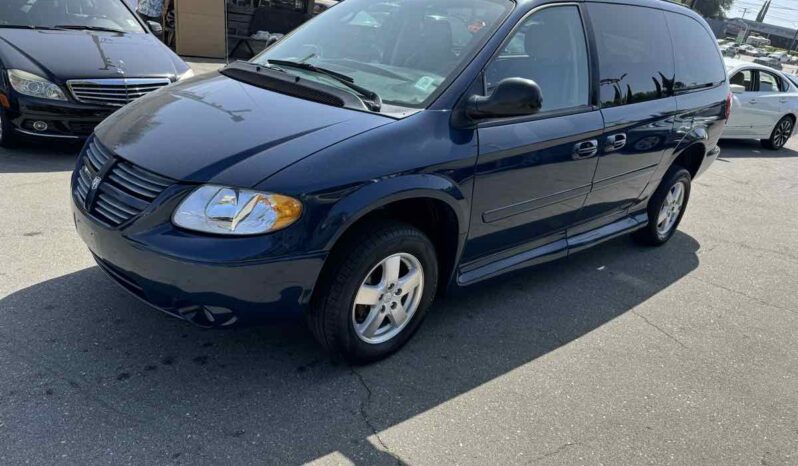 
								2006 Dodge Grand Caravan BraunAbility Wheelchair Accessible SXT full									