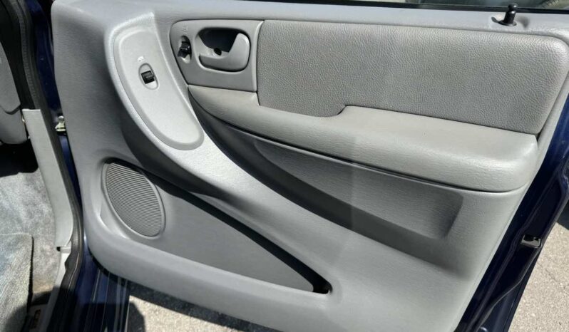 
								2006 Dodge Grand Caravan BraunAbility Wheelchair Accessible SXT full									