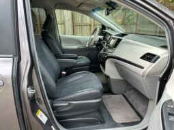 
										2014 Toyota Sienna SE [Stock # 5004] full									